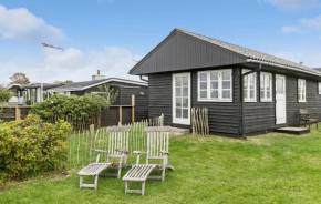 2 Bedroom Beach Front Home In Esbjerg V